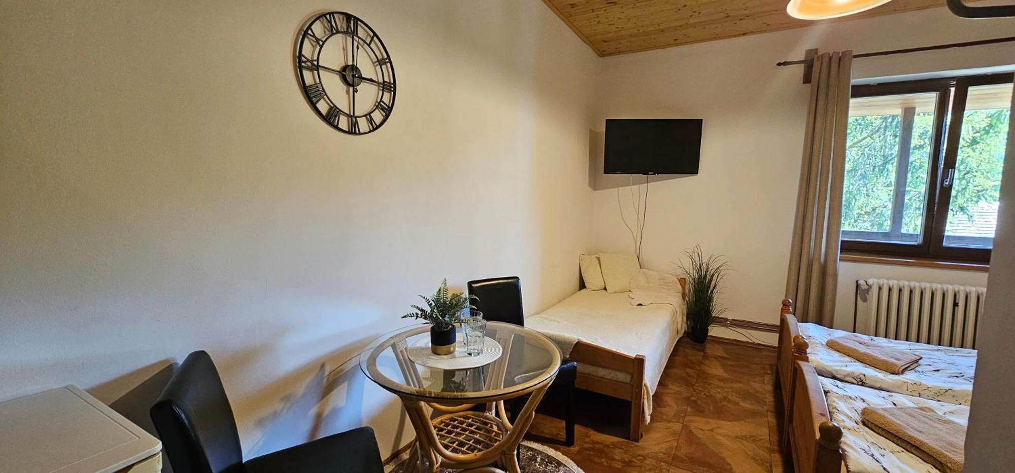 U Certa Hotel Cercany Exterior photo